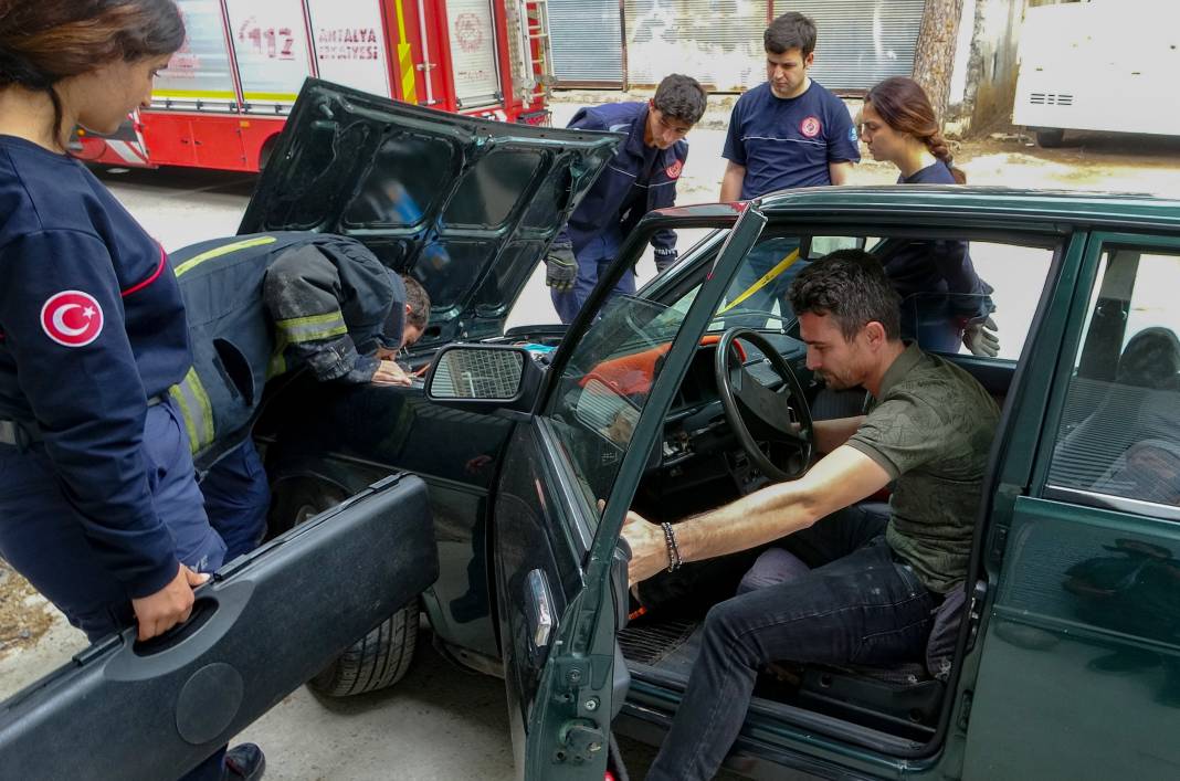 Yılanları mıknatıs gibi çeken 4 nokta belli oldu! Evinde olanlar dikkat 4